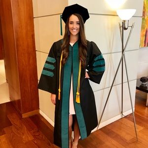 Meet your Posher, Alexandra